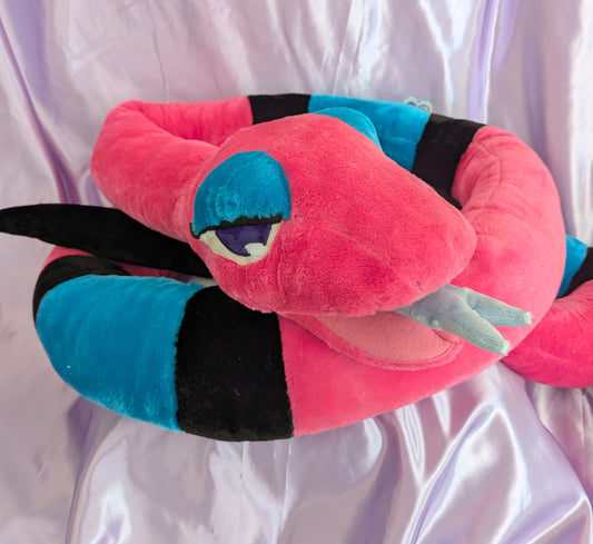 Mod: 140 inch Striped Snake